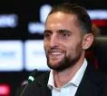 Adrien Rabiot Beri Jawaban Singkat 10 Kata Soal Masa Depannya di Milan