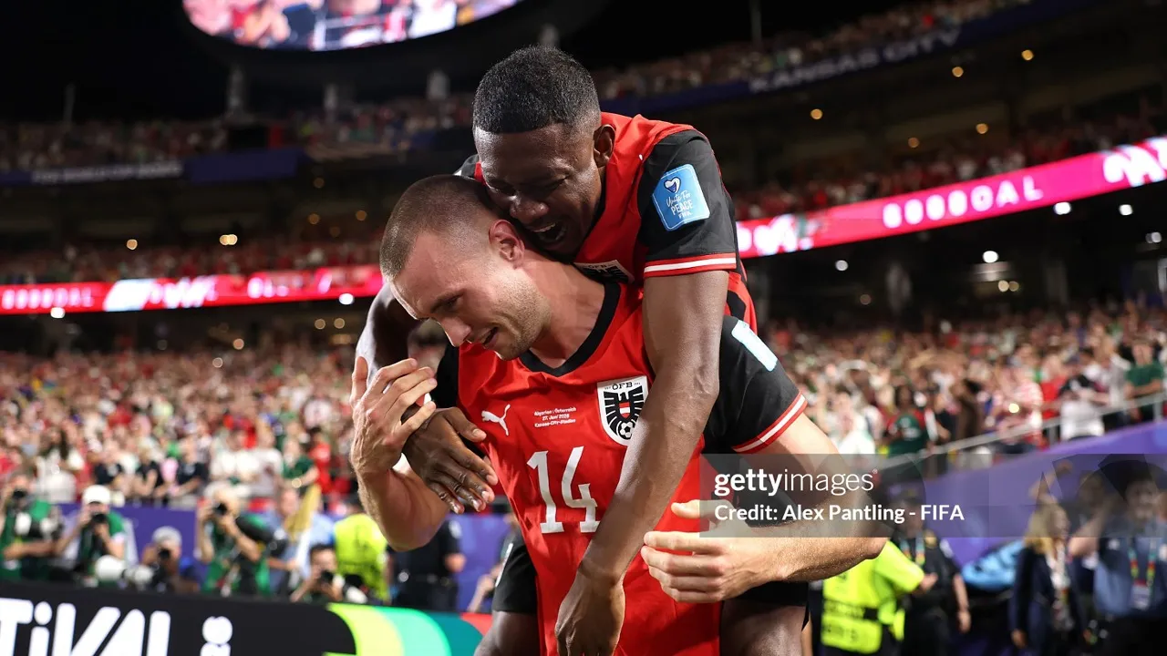 Aljazair 3-3 Austria: Dua Gol Injury Time Antar Kedua Tim Lolos ke 32 Besar