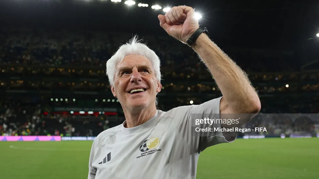Hugo Broos menegaskan Afrika Selatan belum puas usai lolos ke fase gugur Piala Dunia 2026