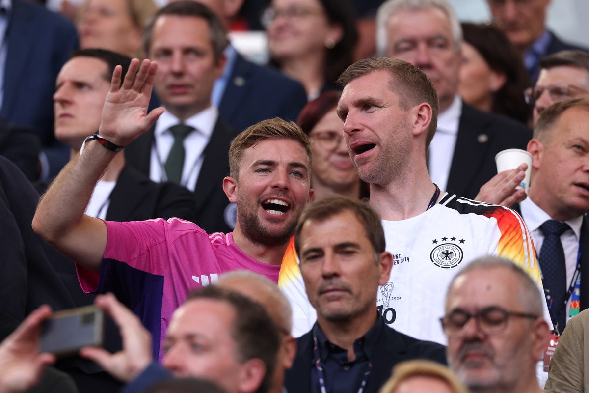 Mertesacker: Absennya Italia di Piala Dunia Tak Layak Dibahas