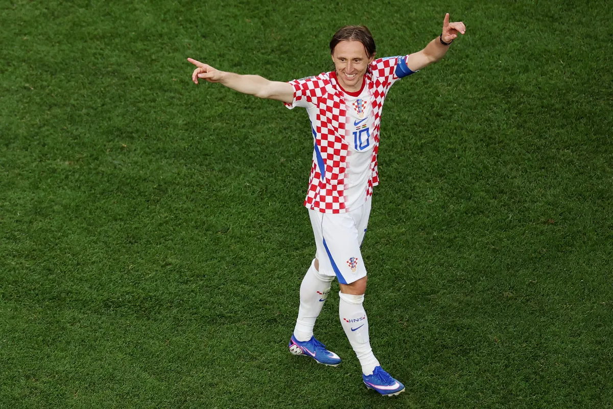 Modric Ukir Rekor Piala Dunia, Kroasia Tundukkan Ghana 2-1 - sumber: (footballitalia)