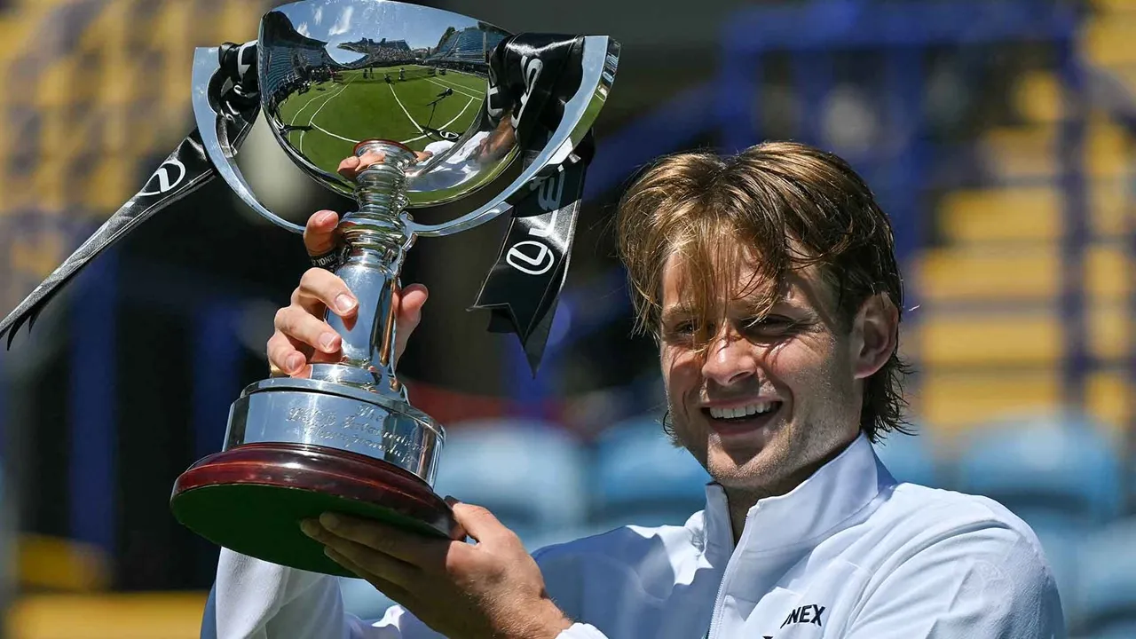 Zizou Bergs Angkat Gelar Pertama Dalam Karier Di Eastbourne
