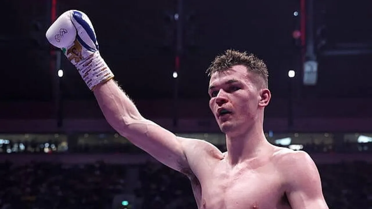 Aaron McKenna Bidik Duel Lawan Canelo Alvarez Usai Kejar Gelar IBF