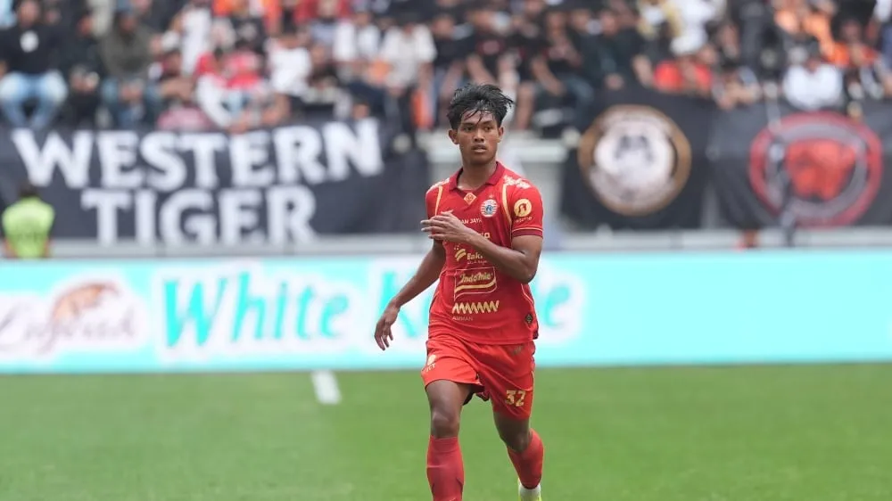 Dia Syayid Perpanjang Kontrak dengan Persija Jakarta - sumber: (ileagueid)