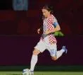 Ditanya Masa Depannya di AC Milan, Luka Modric Hanya Sinyal Beri Jempol