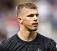 Dua Klub Premier League Saingi Brighton Dalam Perburuan Bek Tottenham