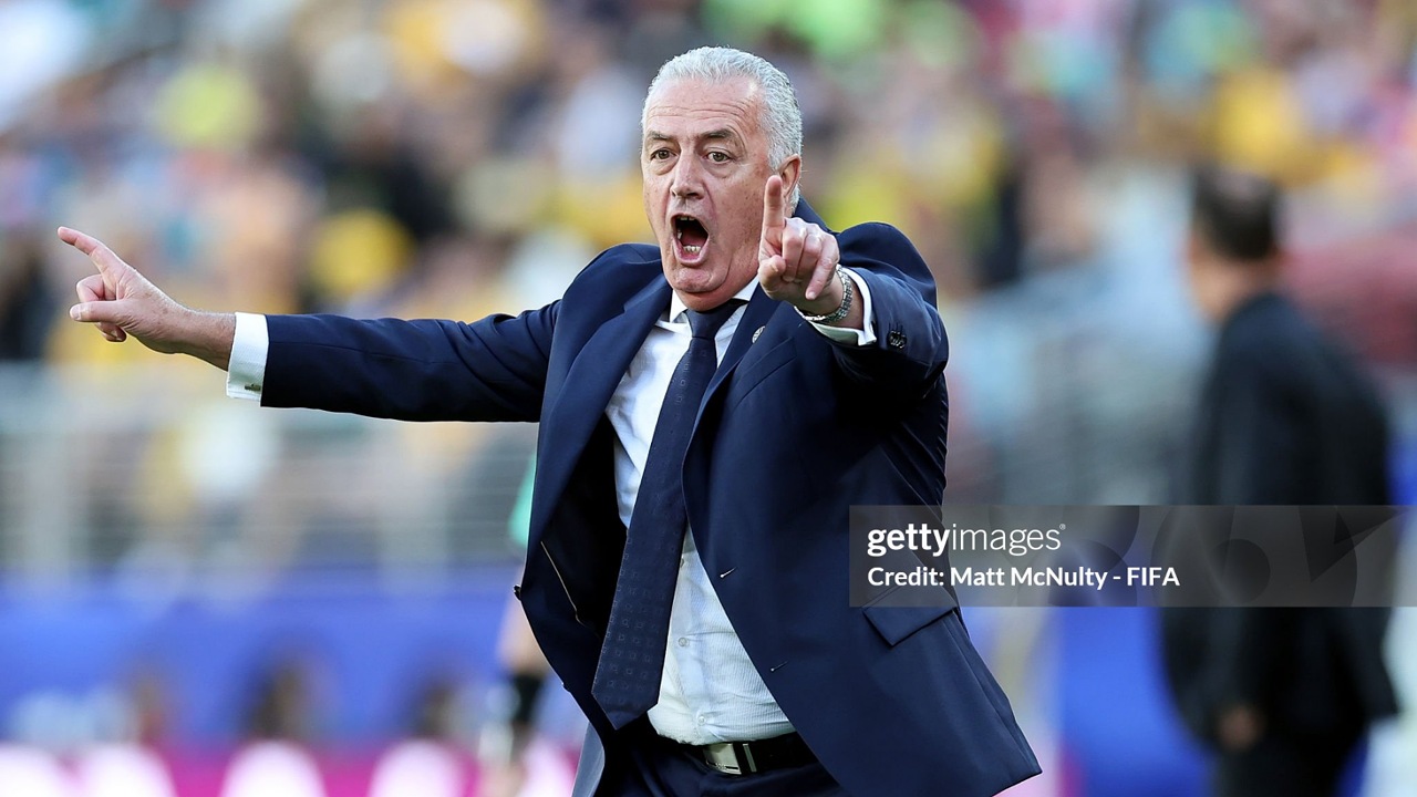 Gustavo Alfaro Yakin Paraguay Bisa Kejutkan Jerman