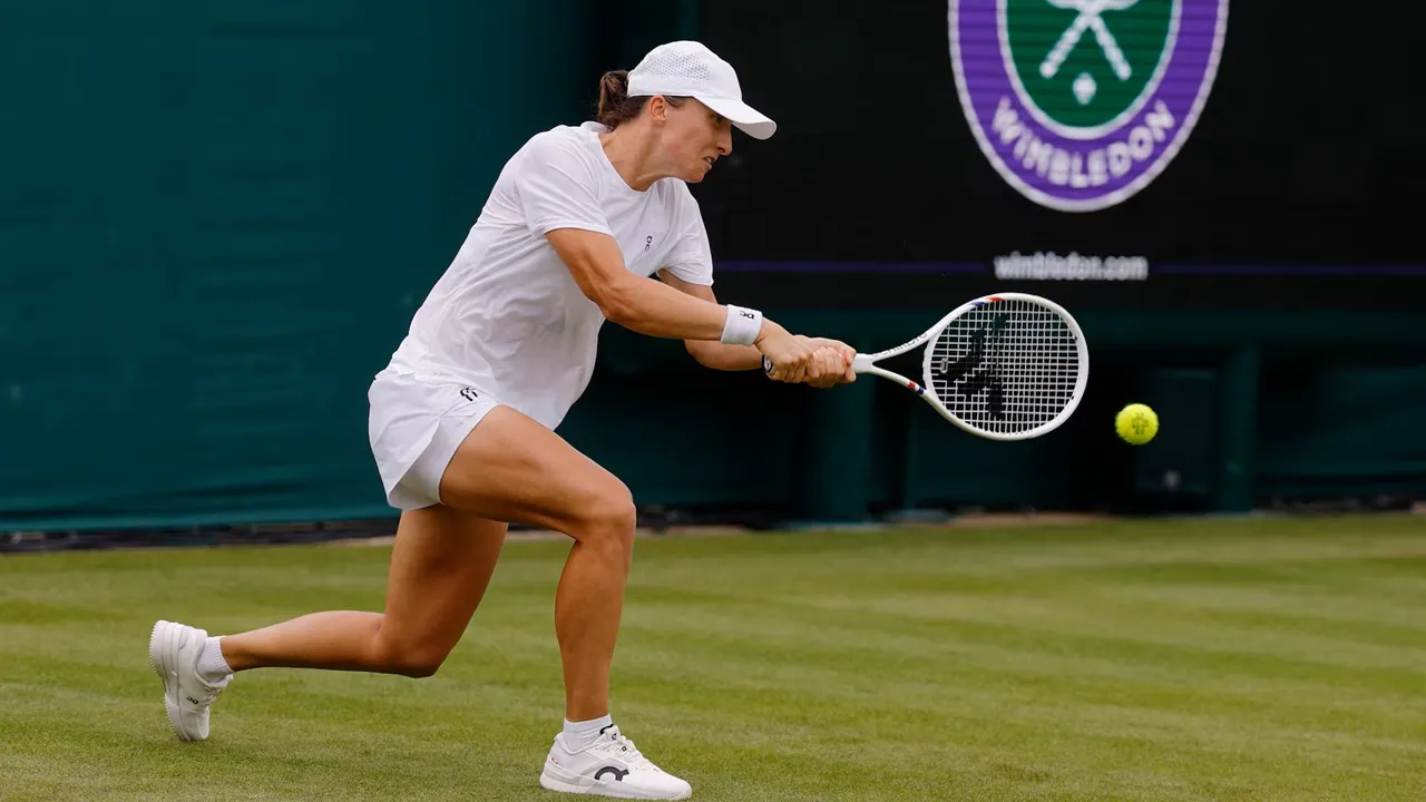 Iga Swiatek Kuak Hal Yang Ia Sadari Saat Saksikan Laganya Di Wimbledon 2025