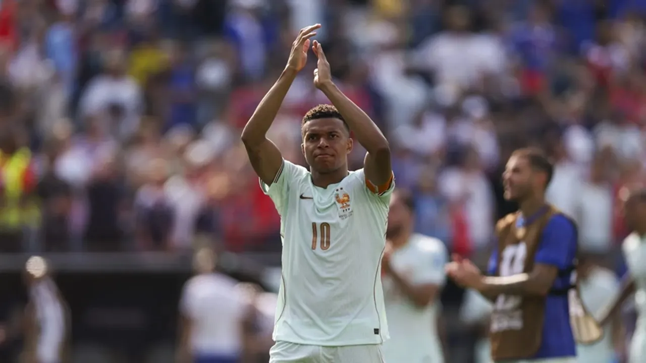 Kylian Mbappe Mendapatkan Pujian Legenda Real Madrid, Ronaldo