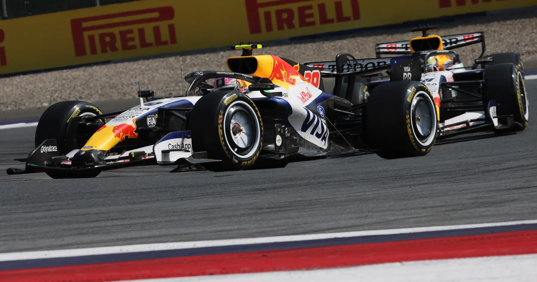Liam Lawson dan Sergio Perez Lolos dari Sanksi F1 - sumber: (racingnews365)