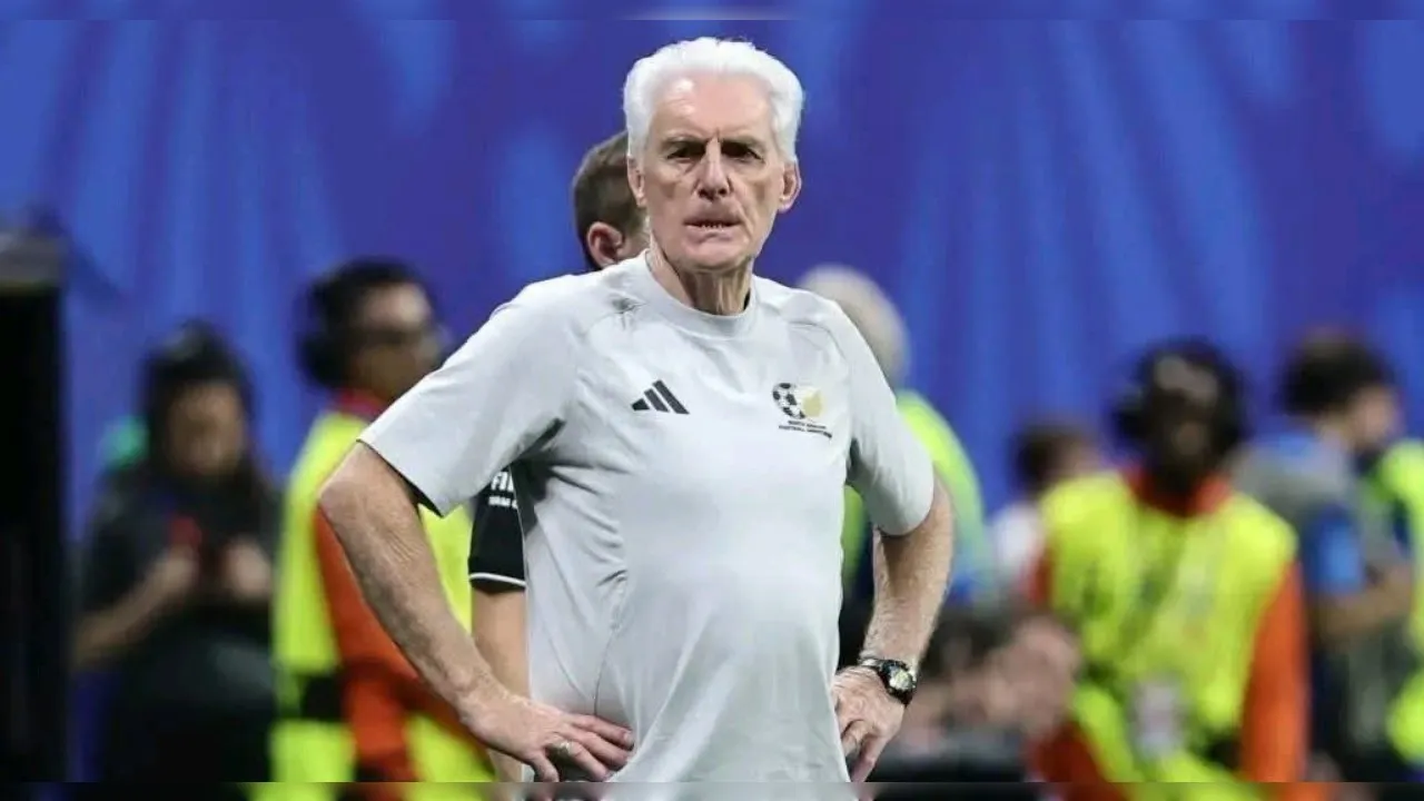 Tersingkir, Broos Desak Afrika Selatan Nikmati Pencapaian di Piala Dunia