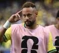Alasan Pesepak Bola Memakai Plester Pergelangan Tangan