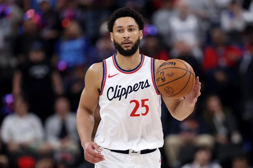 Ben Simmons Bersiap Kembali ke NBA Setelah Setahun Absen - sumber: (mainbasket)
