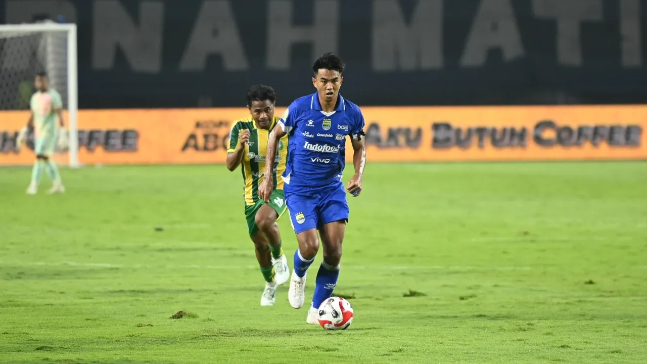 Bek Kanan Persib, Kakang Rudianto