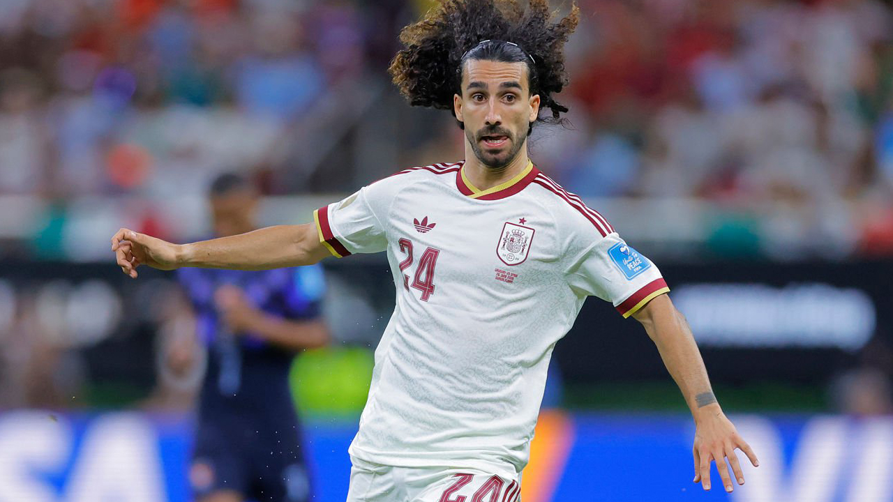 Marc Cucurella Lontarkan Pernyataan Mengejutkan Soal Barcelona