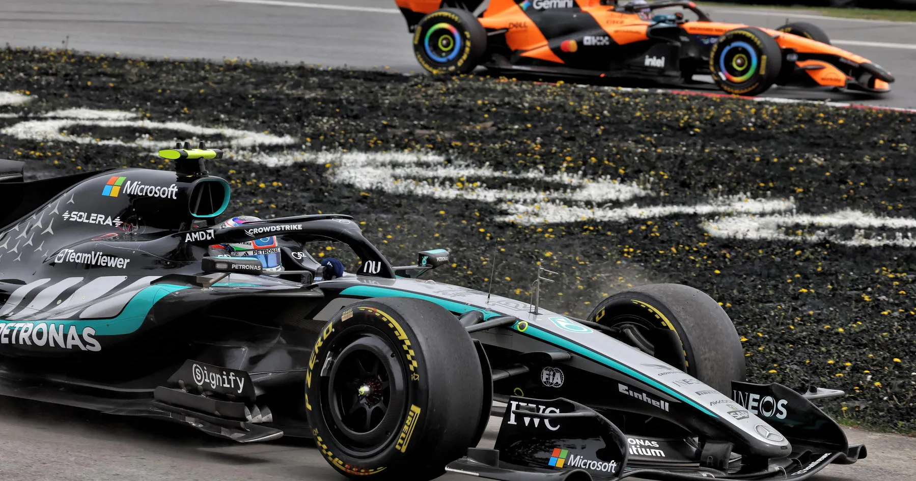 McLaren Ungkap Defisit Utama dari Mercedes - sumber: (racingnews365)