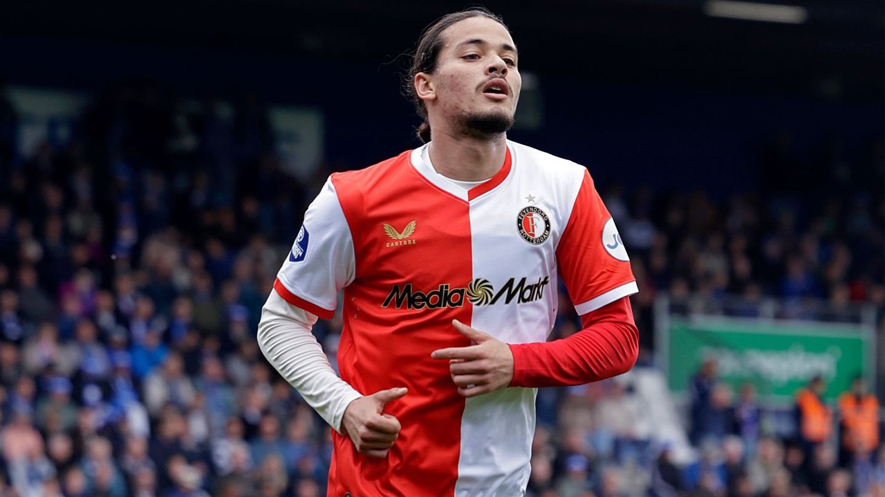 Newcastle dan Aston Villa Saling Sikut demi Anis Hadj Moussa