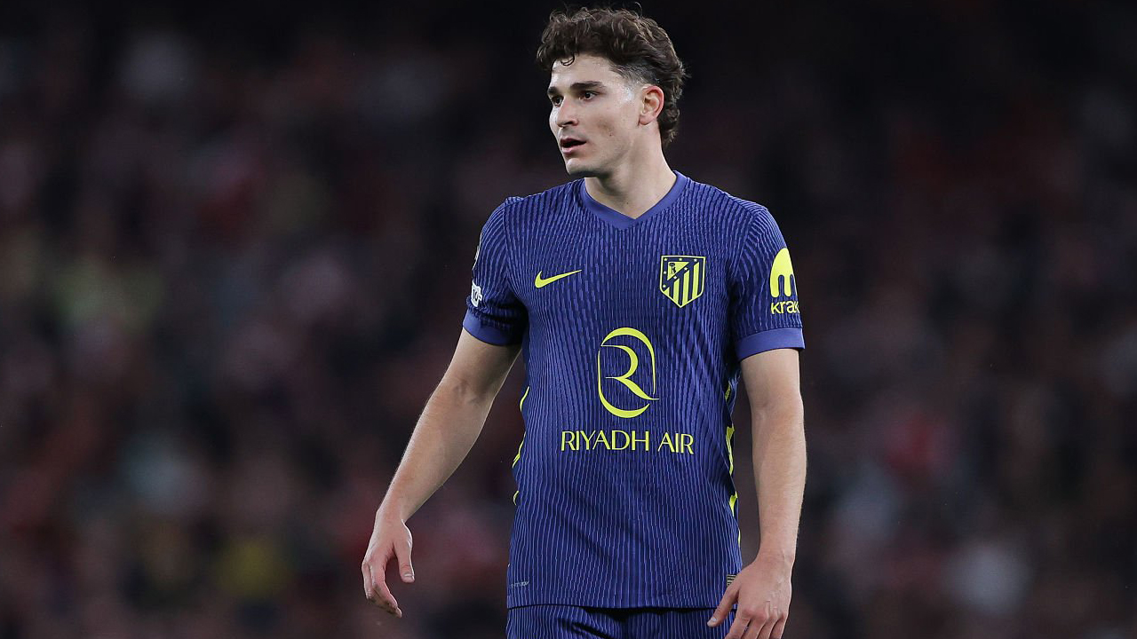Atletico Resmi Laporkan Barcelona ke FIFA Gara-Gara Julian Alvarez