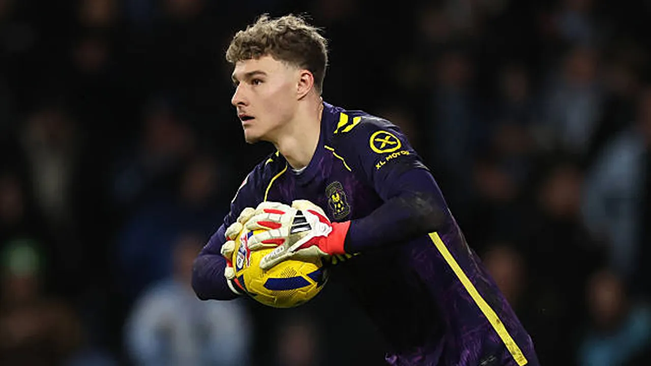Brighton Enggan Lepas Carl Rushworth, Tawaran Coventry City Ditolak