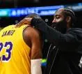 Harden Tunggu Kontrak Baru Demi Kembalinya LeBron ke Cavs
