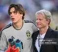 Jacob Widell Zetterstrom Santai Tanggapi Minat Leeds dan Wolves