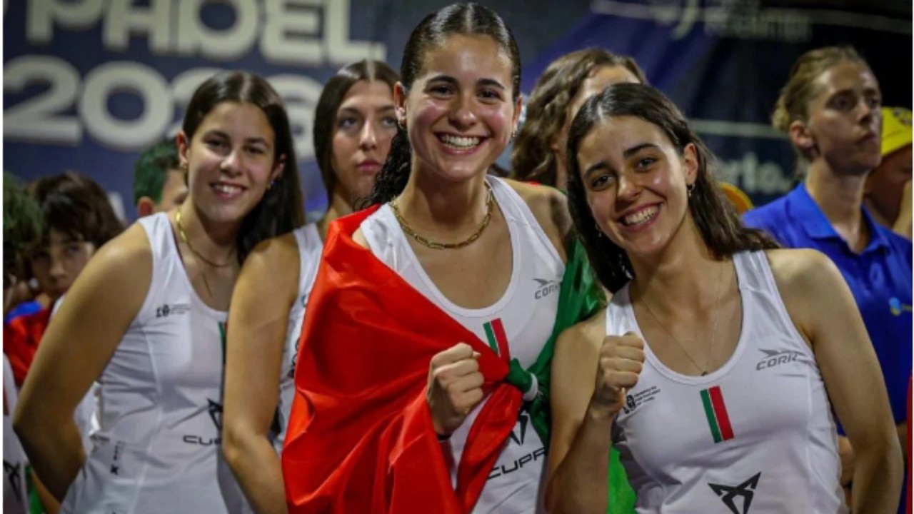 Juara Bertahan Tunjukan Dominasi di Padel Junior Cup di Porto