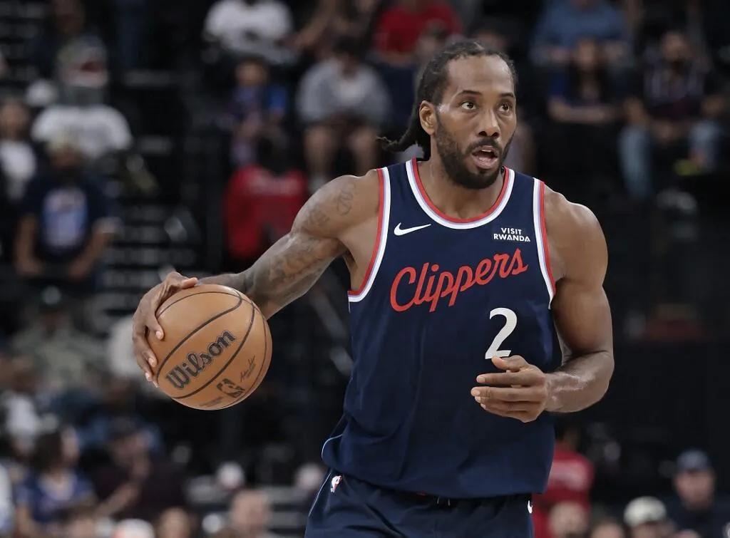 Kawhi Leonard Kembali ke Raptors, Tinggalkan Clippers