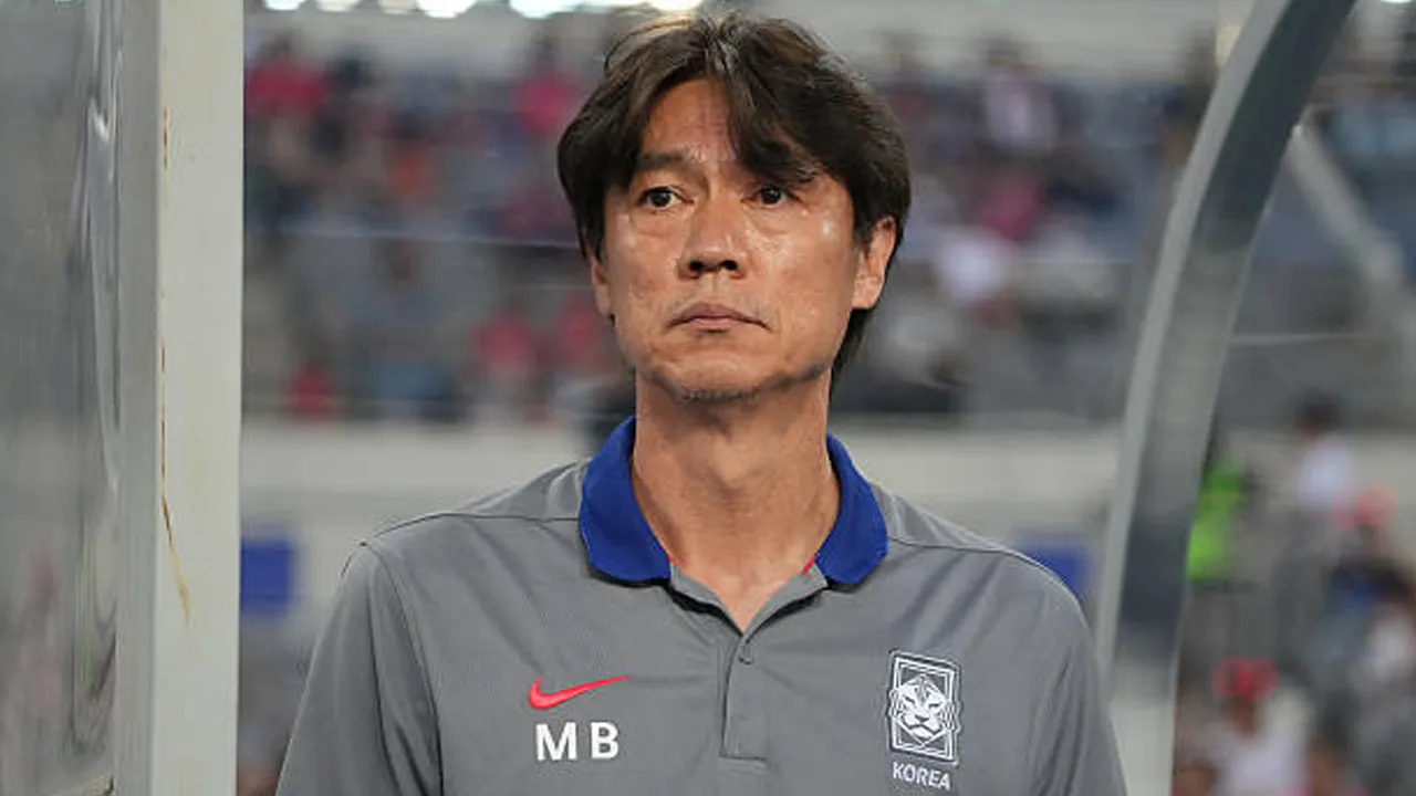 Korea Selatan Tersingkir, Kepulangan Hong Myung-bo Diwarnai Cemoohan