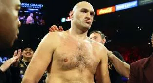 Tyson Fury Umumkan Duel vs Moses Itauma Dihentikan 2 Ronde