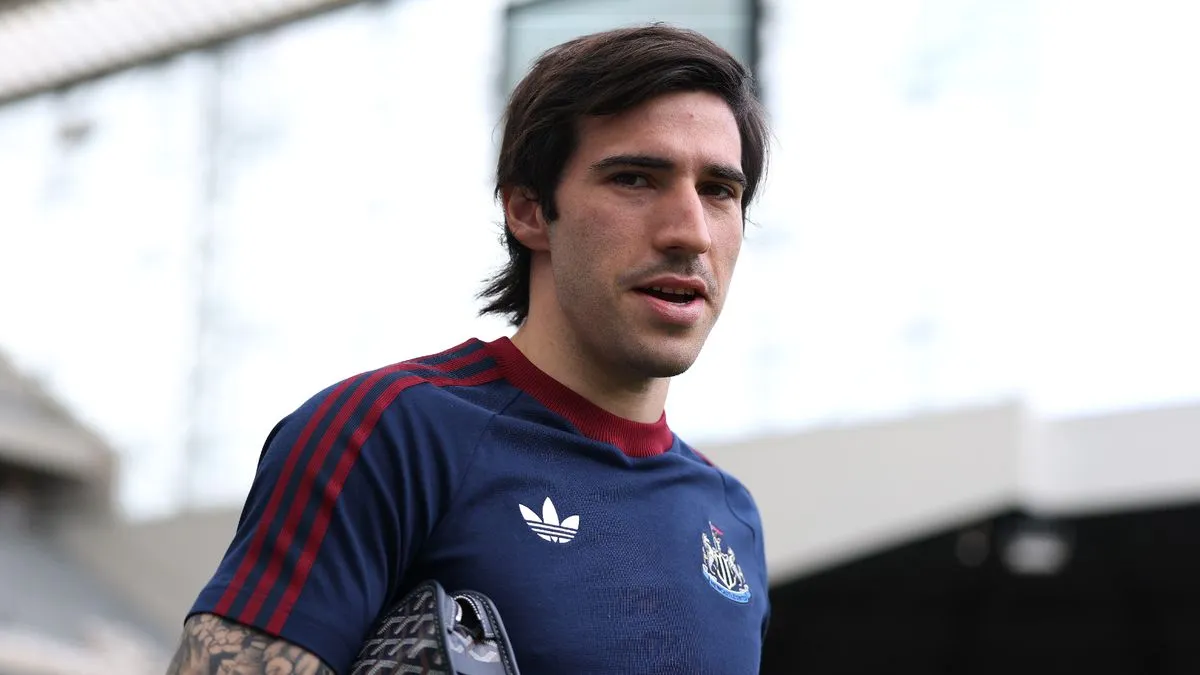 Arsenal Tolak Sandro Tonali, Tottenham Capai Kesepakatan Besar - sumber: (footballlondon)