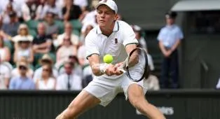 Hasil Wimbledon: Jannik Sinner Hindari Drama Babak Kedua