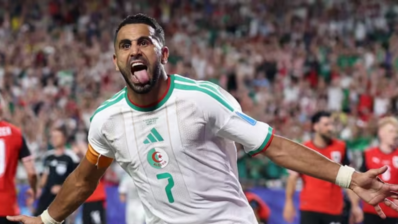 Jelang Swiss vs Aljazair, Riyad Mahrez: Kami Ingin Melangkah Sejauh Mungkin