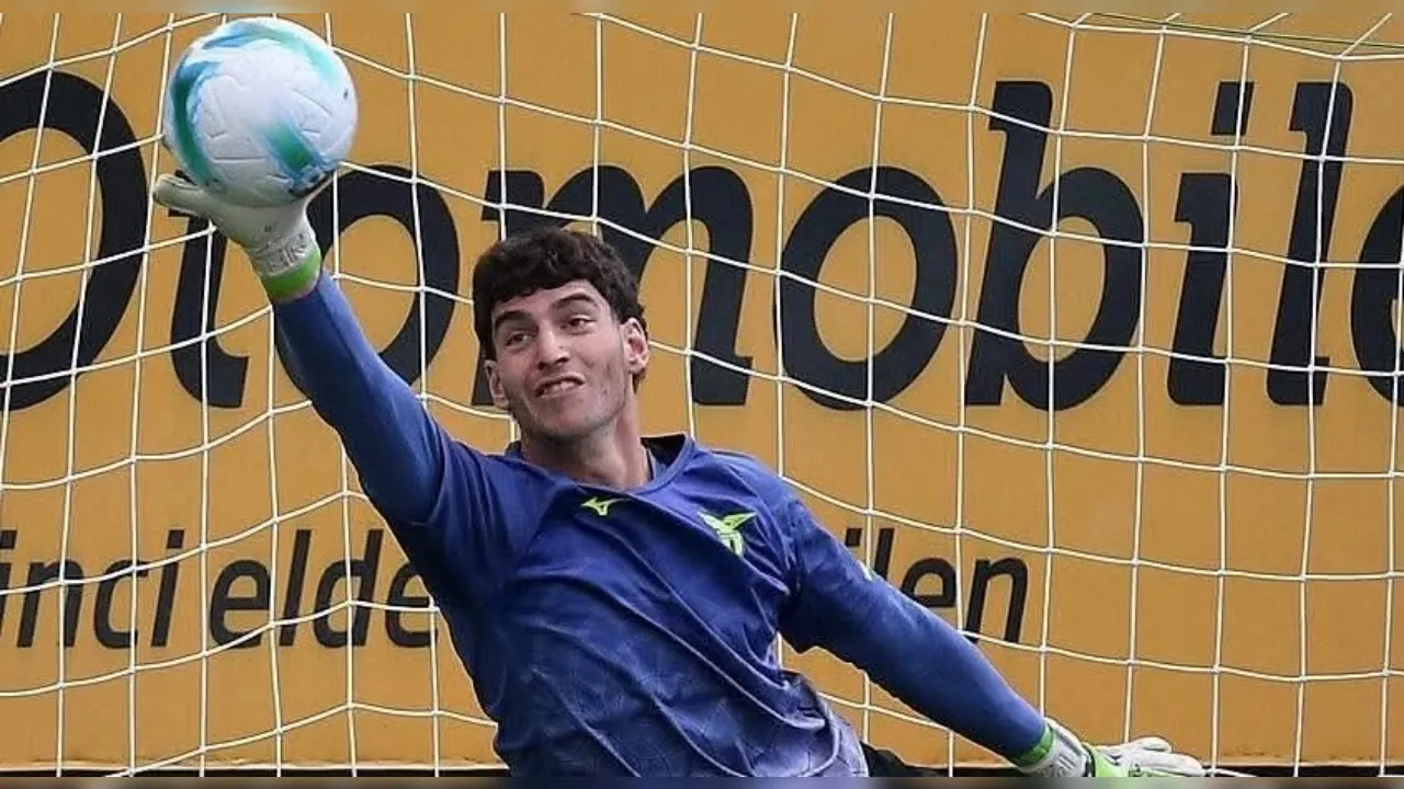 Lazio Siap Promosikan Kiper Muda Pasca Furlanetto Operasi ACL