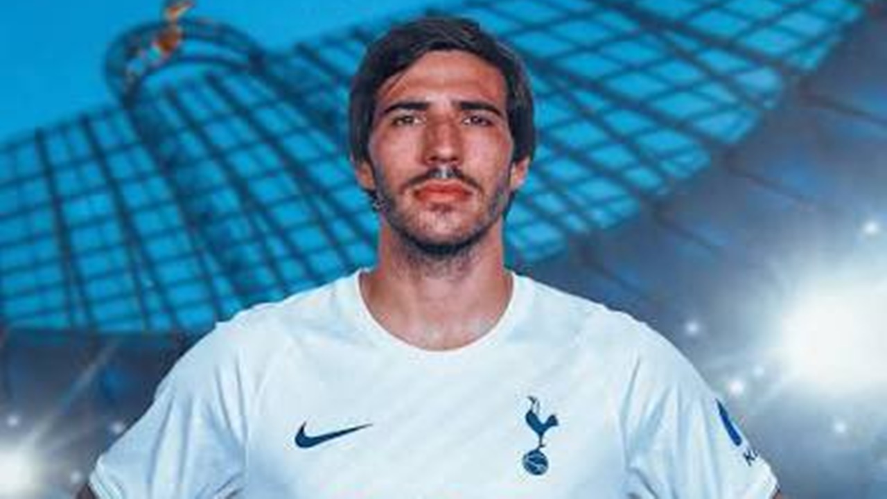 Tonali Buka Suara Jelang Rampungkan Transfer ke Tottenham