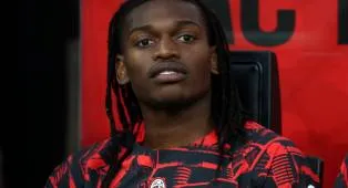 AC Milan Tetapkan Banderol Rafael Leao di Kisaran €60-70 Juta