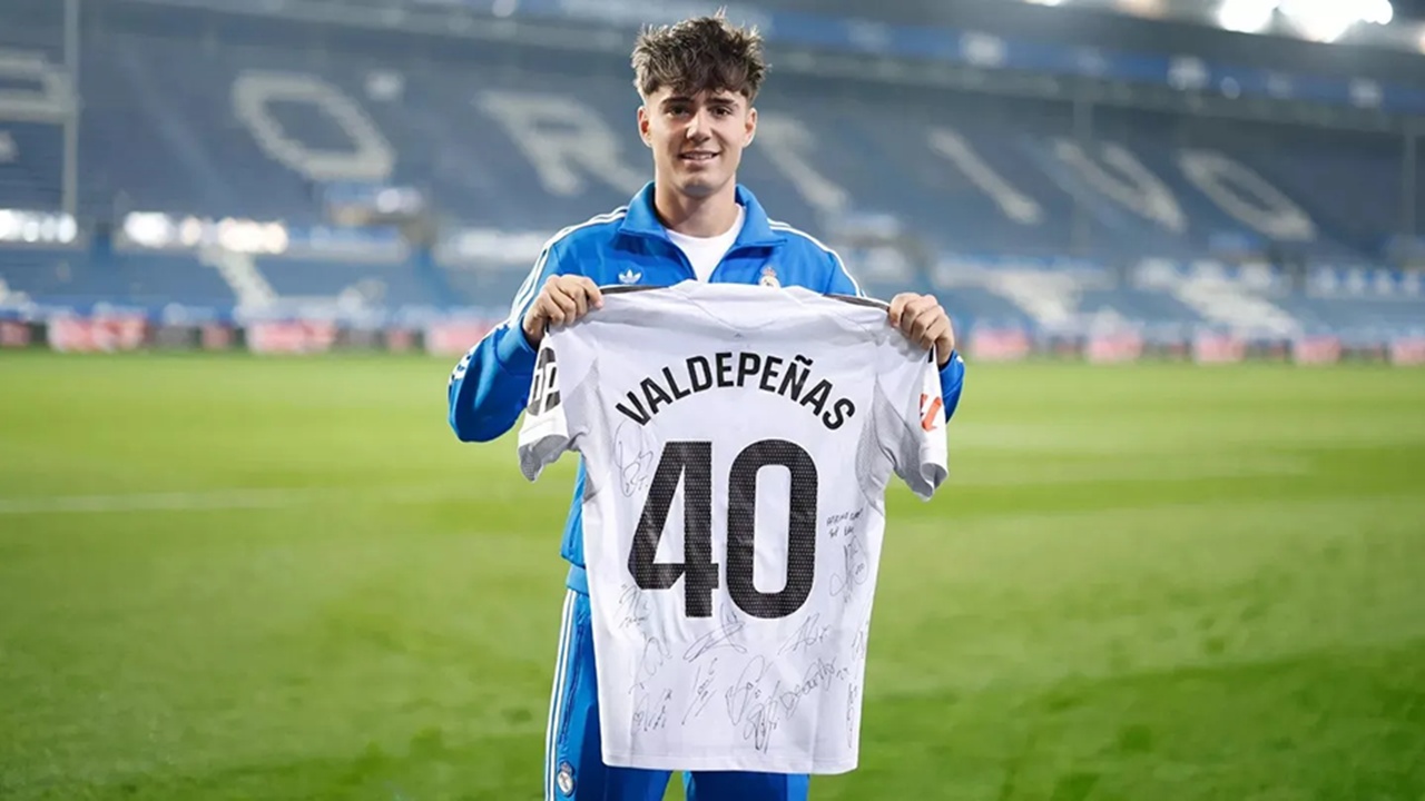 Bologna Tingkatkan Usaha Mendatangkan Victor Valdepenas