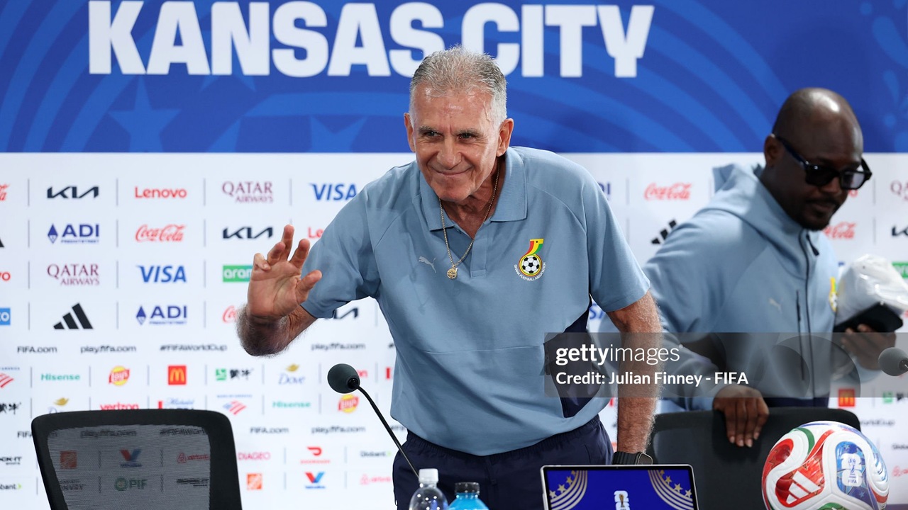 Carlos Queiroz Santai Hadapi Reuni dengan Kolombia