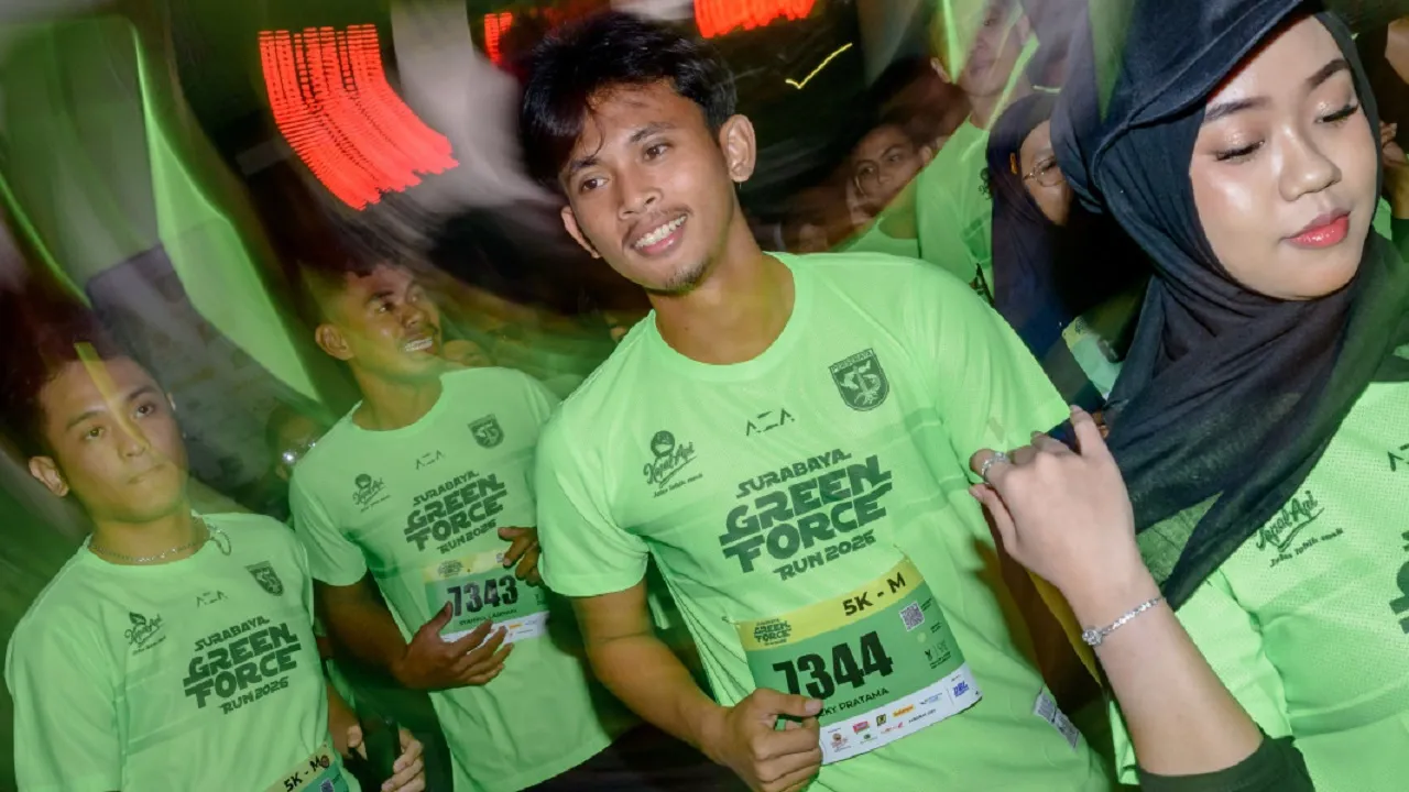 Gelandang Anyar Persebaya Surabaya Nikmati Jeda Kompetisi Bersama Keluarga