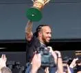 Hamilton Berpeluang Cetak Sejarah F1 di GP Inggris