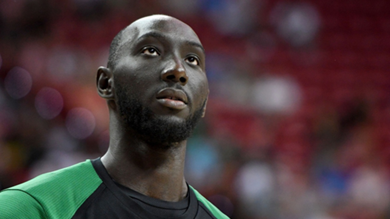 Tacko Fall Menjalani Debut Bersama Timnas Senegal
