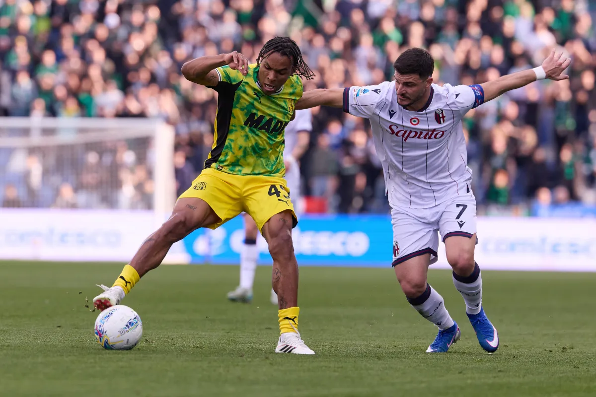 Besiktas Gaet Trossard, Sassuolo dan Laurienté Kecewa - sumber: (footballitalia)
