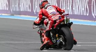 Bukan Mesin Baru, Marc Marquez Nilai Ban Pirelli Jadi Penentu MotoGP 2027