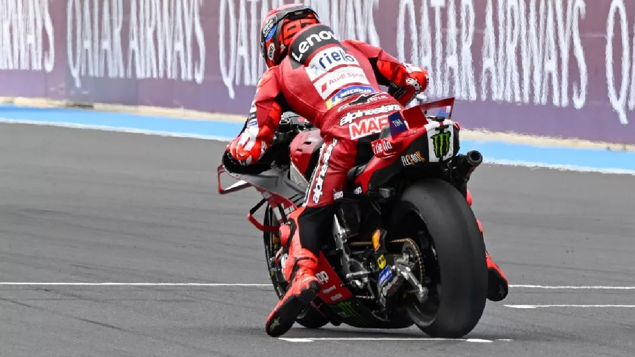 Bukan Mesin Baru, Marc Marquez Nilai Ban Pirelli Jadi Penentu MotoGP 2027