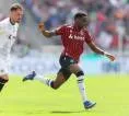 Eintracht Frankfurt Hampir Pastikan Kontrak Noël Aséko