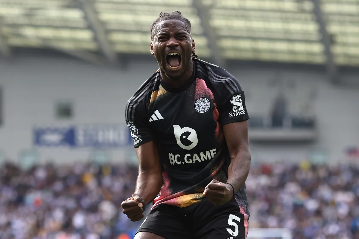 Leicester City Siap Lepas Okoli Demi Wujudkan Ambisinya - sumber: (footballitalia)