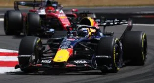 Max Verstappen Keluhkan Lambatnya Balapan Sprint di Silverstone