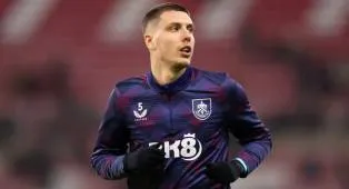 RB Leipzig Ajukan Tawaran untuk Maxime Estève dari Burnley