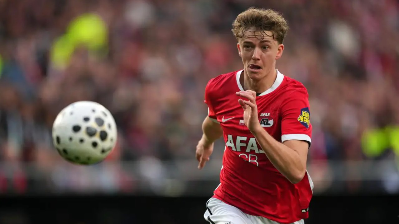 RB Leipzig Saingi Dortmund & Leverkusen untuk Datangkan Sven Mijnans