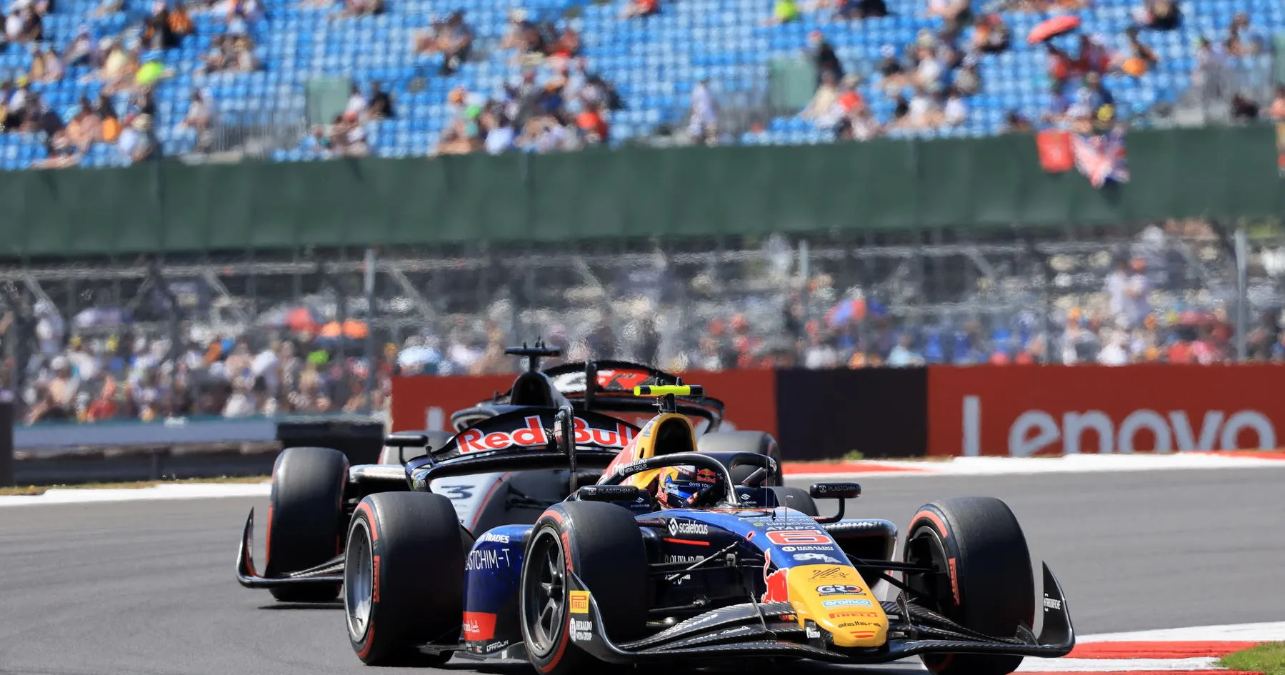 Tsolov Raih Kemenangan Dramatis di Sprint Race F2 Silverstone - sumber: (racingnews365)