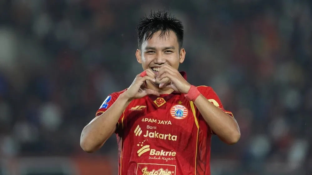 Witan Sulaeman Resmi Perpanjang Kontrak dengan Persija Jakarta - sumber: (ileagueid)